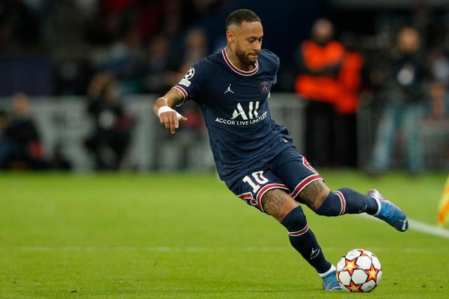 申京26+11库里19分 火箭险胜勇士晋级杯赛四强